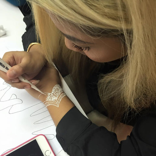 Henna Class 8 - White Henna (3 Hours) - SyraSkins Pte. Ltd.