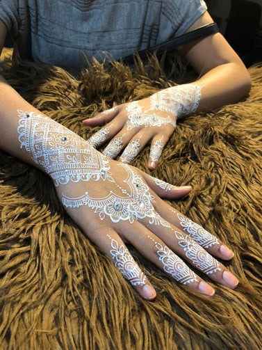 White Henna Booking Deposit - SyraSkins Pte. Ltd.